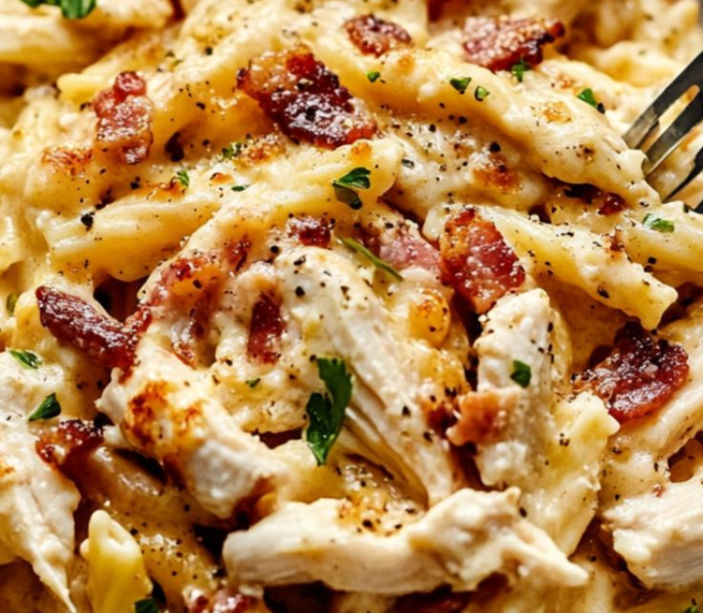 Creamy Chicken Bacon Ranch Pasta